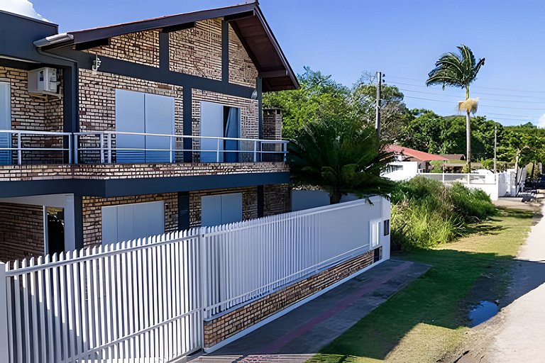 Casa com Piscina em Mariscal - 4 QUARTOS