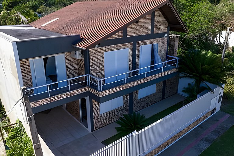 Casa com Piscina em Mariscal - 4 QUARTOS