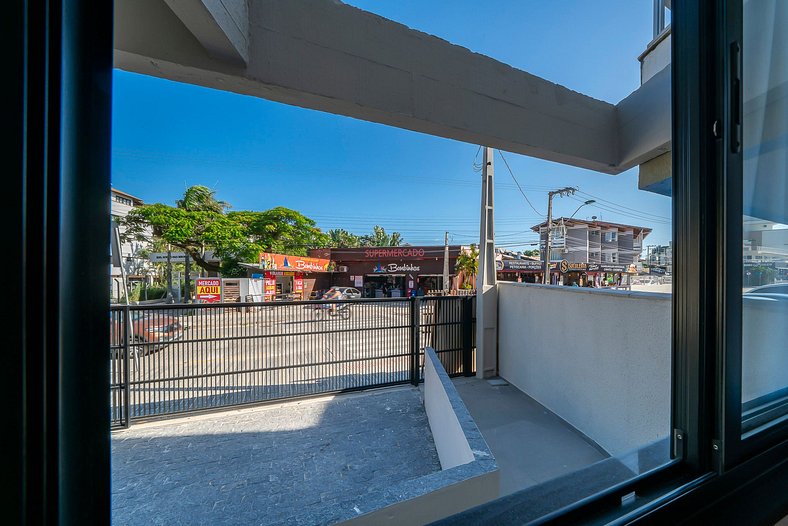 Casa Frente Mar localizada no Centro de Bombinhas